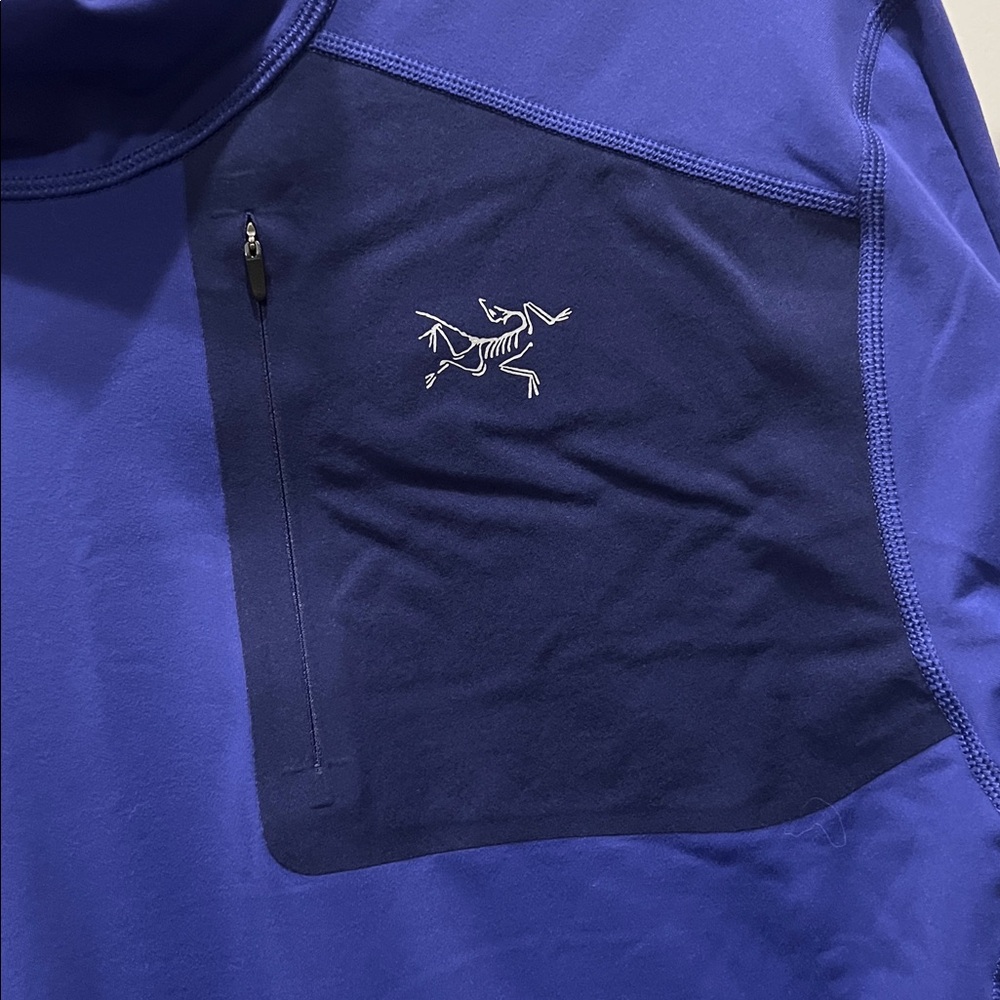 Arc'teryx Stryka Hoody in Soulsonic
Size XL
Worn once - Picture 4 of 6